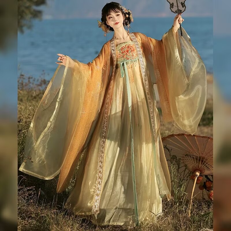 Traditionelles Chinesisches Ha – Embroidery Yellow Dress Bewertung und Preis