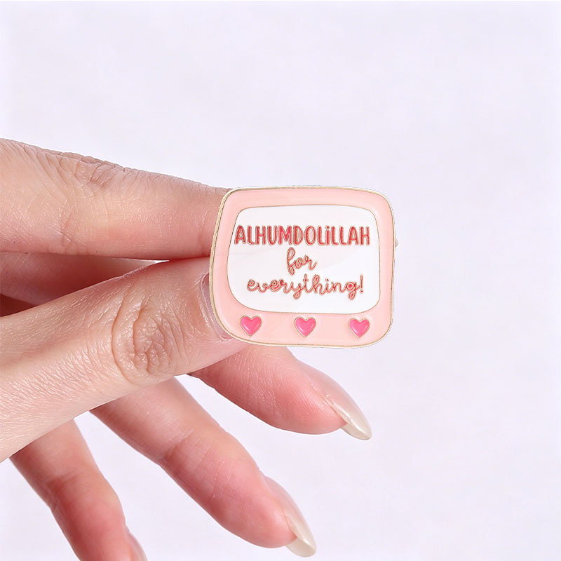 Islamische Emaille-Anstecknade – Embroidery Initials Bewertung und Preis
