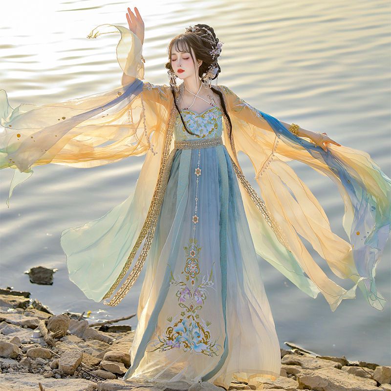 Chinesisches Hanfu-Kleid für F – Embroidery Yellow Dress Bewertung und Preis